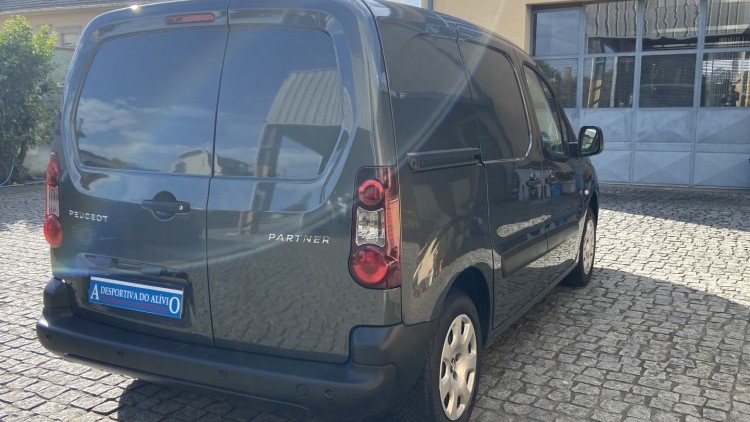 Peugeot Partner 1.6 Hdi 3 Lug GPS + 100 CV