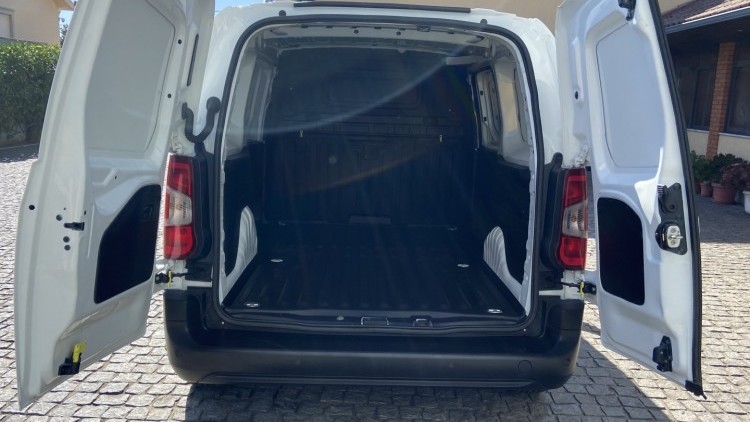 Peugeot Partner 1.6 HDI XL L2 Carplay