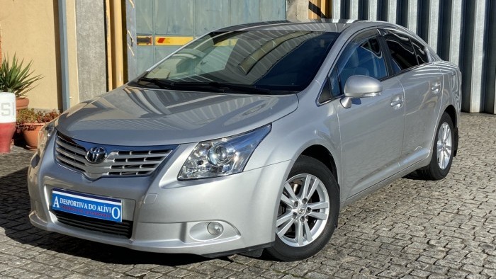 Toyota Avensis 1.6 i EXECUTIVE