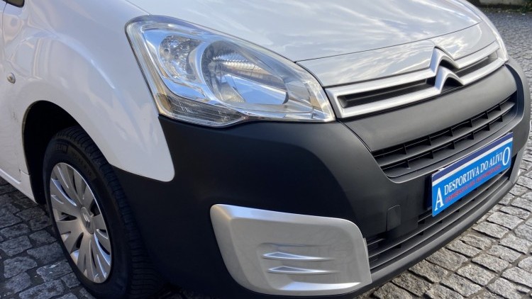 Citro&euml;n Berlingo 1.6 HDI 100 CV GPS + Camara