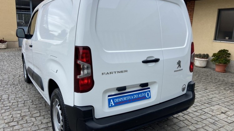 Peugeot Partner 1.6 Hdi 100cv CarPlay
