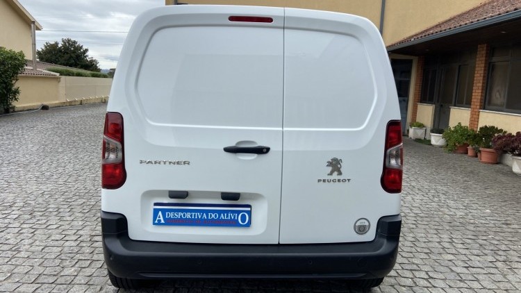 Peugeot Partner 1.6 Hdi 100cv CarPlay