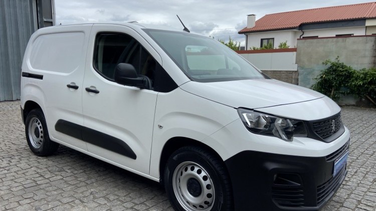 Peugeot Partner 1.6 Hdi 100cv CarPlay
