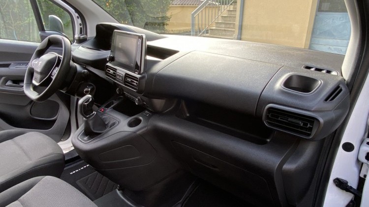 Peugeot Partner 1.6 Hdi 100cv CarPlay