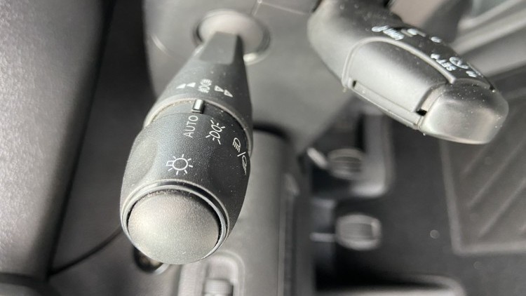 Peugeot Partner 1.6 Hdi 100cv CarPlay