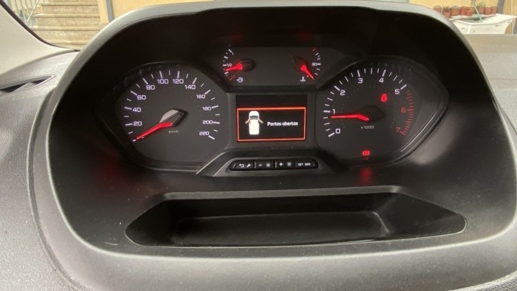 Peugeot Partner 1.6 Hdi 100cv CarPlay