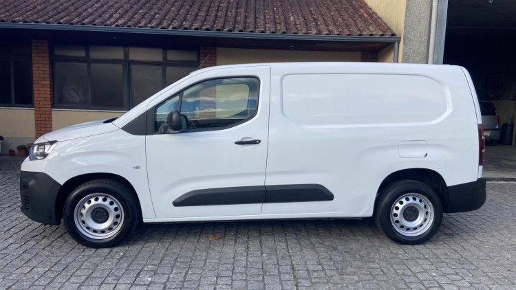 Citro&euml;n Berlingo 1.6 HDI L2 LONGA 100 cv CARPLAY