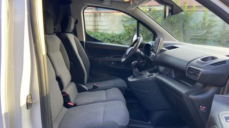 Citro&euml;n Berlingo 1.6 HDI L2 LONGA 100 cv CARPLAY