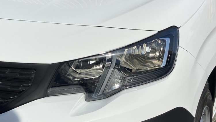 Peugeot Partner 1.6 Hdi 100cv Premium CarPlay