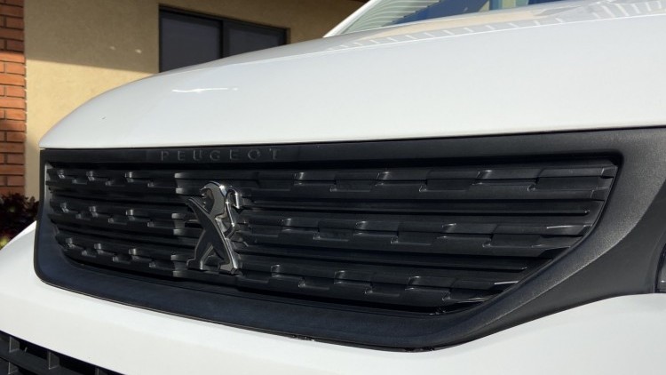 Peugeot Partner 1.6 Hdi 100cv Premium CarPlay