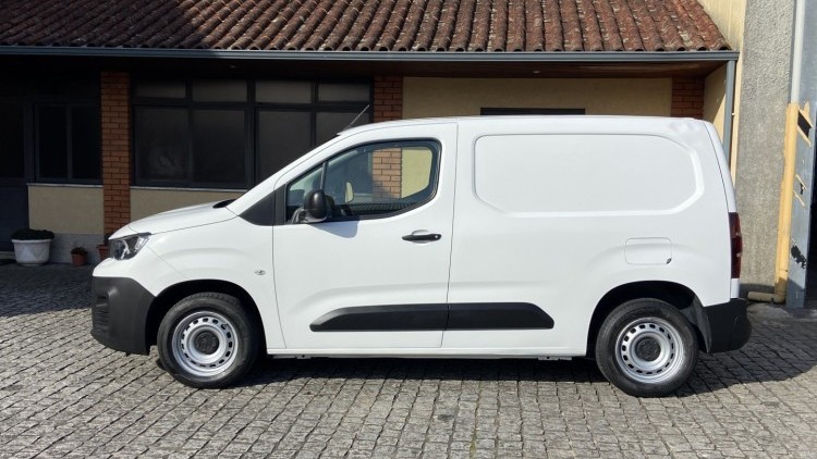 Peugeot Partner 1.6 Hdi 100cv Premium CarPlay