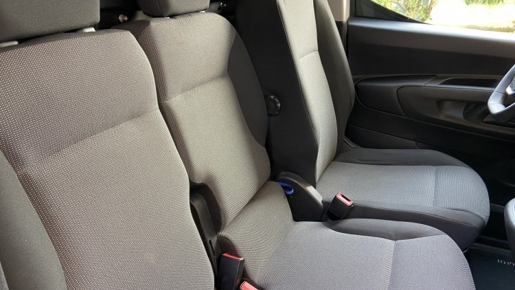 Peugeot Partner 1.6 Hdi 100cv Premium CarPlay
