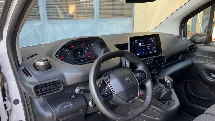 Peugeot Partner 1.6 Hdi 100cv Premium CarPlay