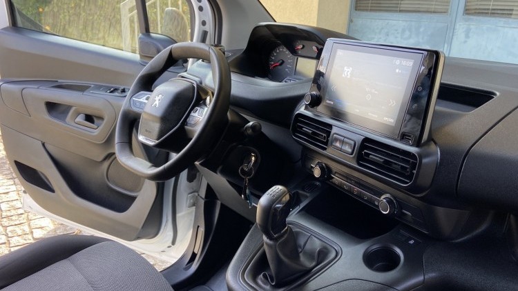 Peugeot Partner 1.6 Hdi 100cv Premium CarPlay