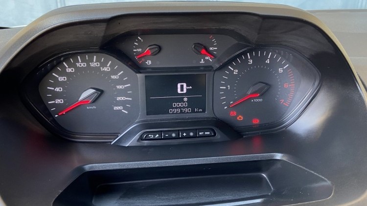 Peugeot Partner 1.6 Hdi 100cv Premium CarPlay