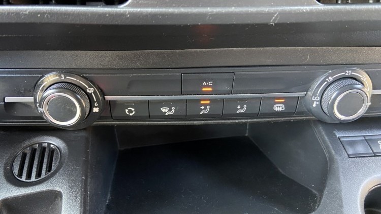 Peugeot Partner 1.6 Hdi 100cv Premium CarPlay