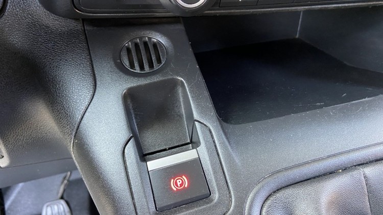 Peugeot Partner 1.6 Hdi 100cv Premium CarPlay