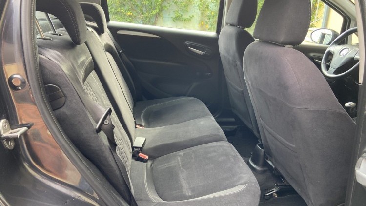 Fiat Punto 1.3 M-Jet LOUNGE S&S