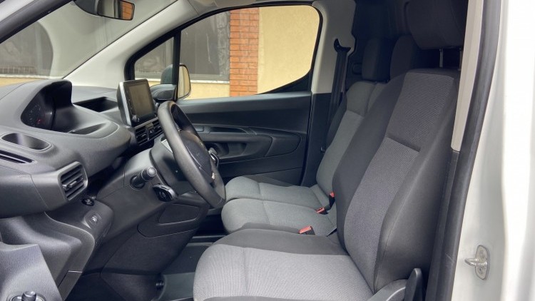 Peugeot Partner 1.6 Hdi 100cv Premium CarPlay