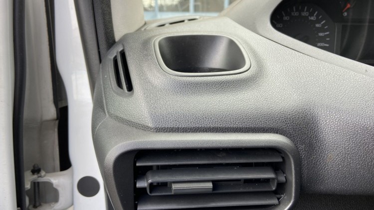 Peugeot Partner 1.6 Hdi 100cv Premium CarPlay