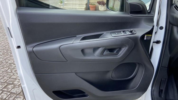 Peugeot Partner 1.6 Hdi 100cv Premium CarPlay