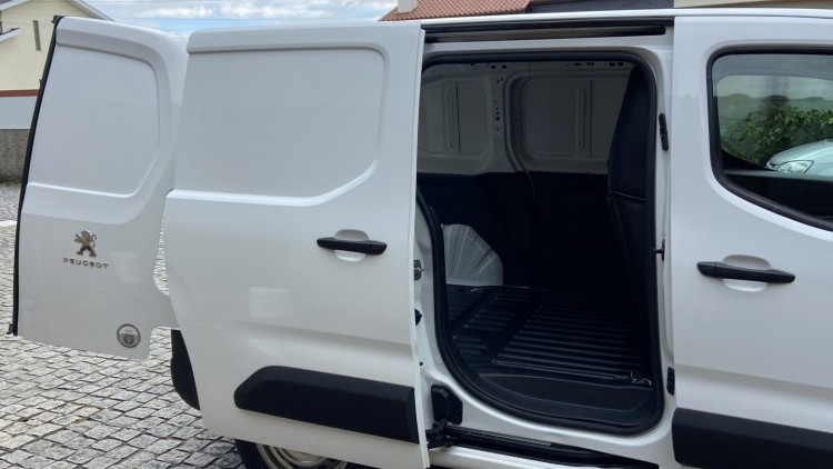 Peugeot Partner 1.6 Hdi 100cv Premium CarPlay