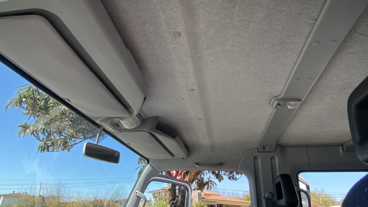 Mitsubishi Canter FUSO 3C13D CABINE DUPLA