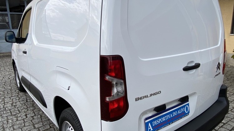 Citro&euml;n Berlingo 1.6 HDI 100 cv M Club CarPlay