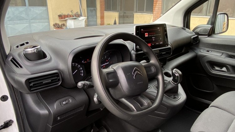 Citro&euml;n Berlingo 1.6 HDI 100 cv M Club CarPlay