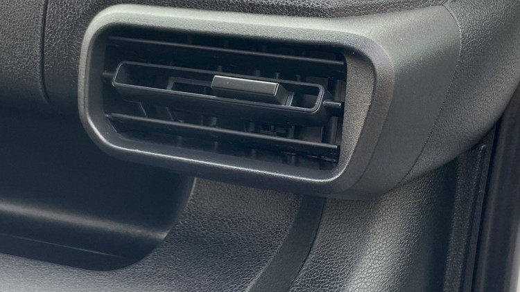 Citro&euml;n Berlingo 1.6 HDI 100 cv M Club CarPlay