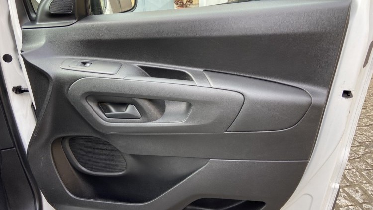 Citro&euml;n Berlingo 1.6 HDI 100 cv M Club CarPlay