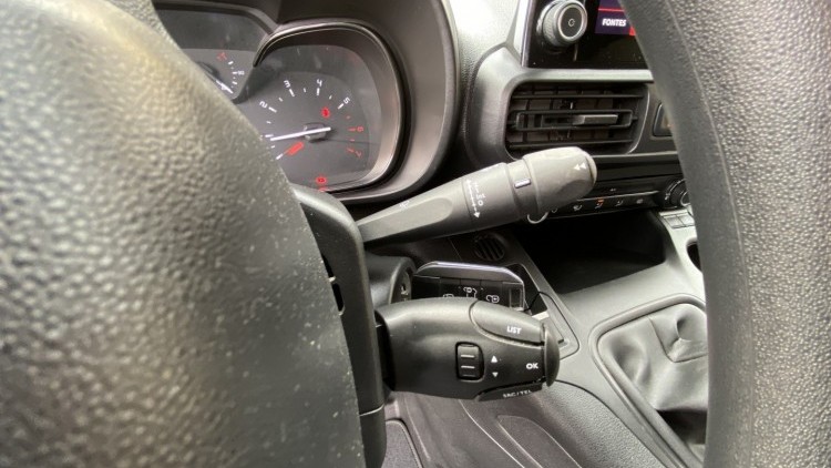 Citro&euml;n Berlingo 1.6 HDI 100 cv M Club CarPlay