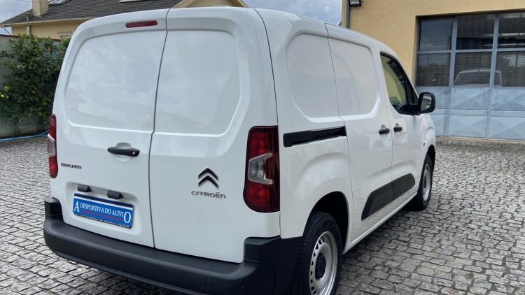 Citro&euml;n Berlingo 1.6 HDI 100 cv M Club CarPlay