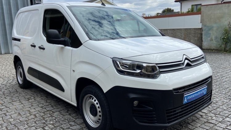 Citro&euml;n Berlingo 1.6 HDI 100 cv M Club CarPlay