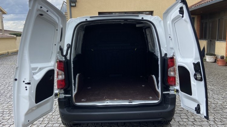 Citro&euml;n Berlingo 1.6 HDI 100 cv M Club CarPlay