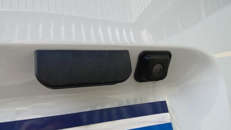 Citro&euml;n Berlingo 1.6 BlueHDI 100cv CARPLAY e CAMARA