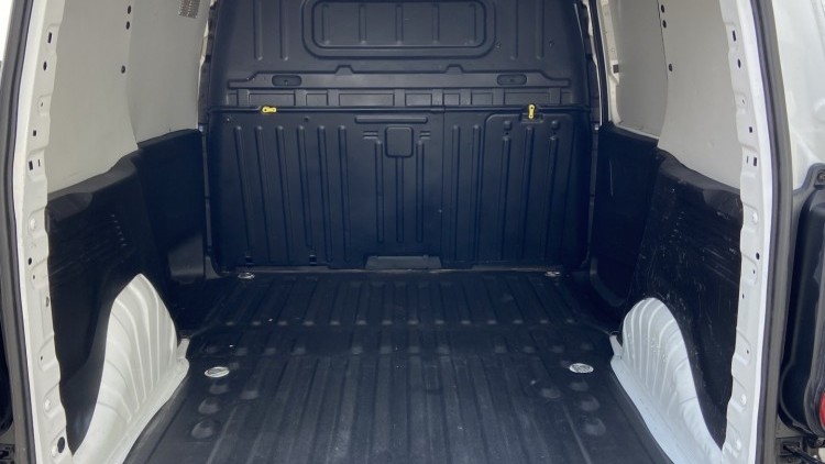 Citro&euml;n Berlingo 1.6 BlueHDI 100cv CARPLAY e CAMARA