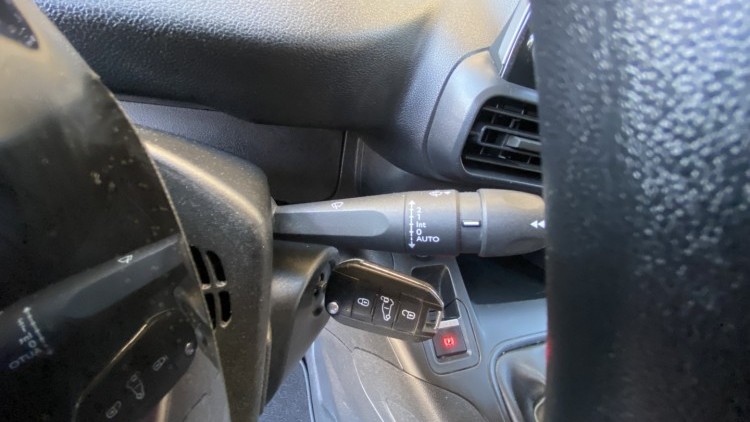 Peugeot Partner 1.6 Hdi 100cv Premium CarPlay