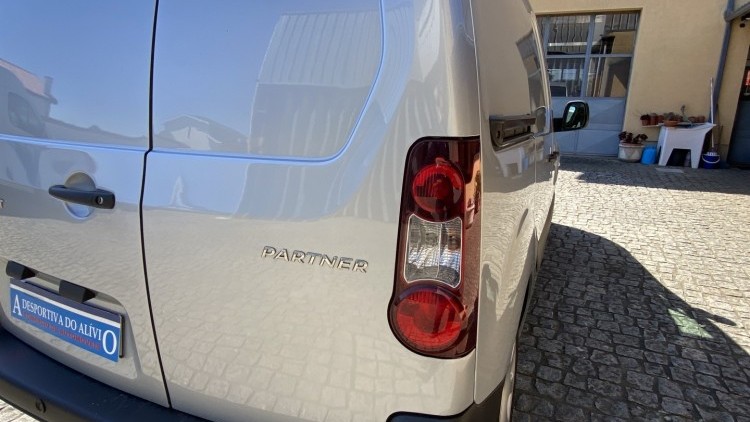 Peugeot Partner 1.6 Hdi 3 Lug GPS