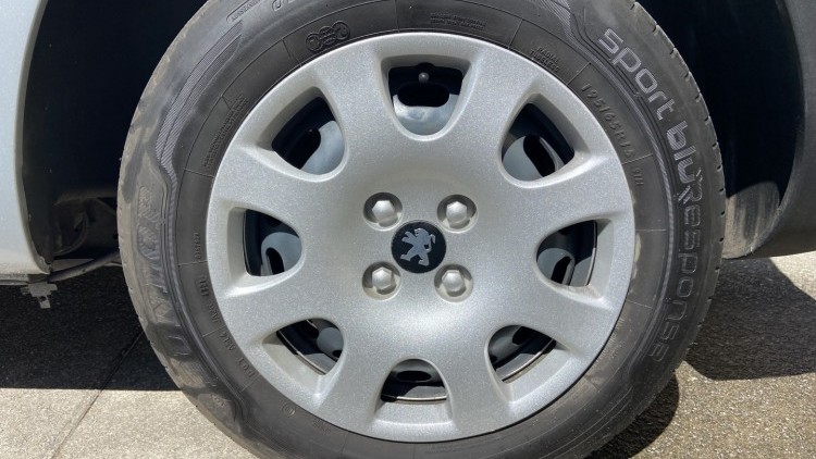 Peugeot Partner 1.6 Hdi 3 Lug GPS