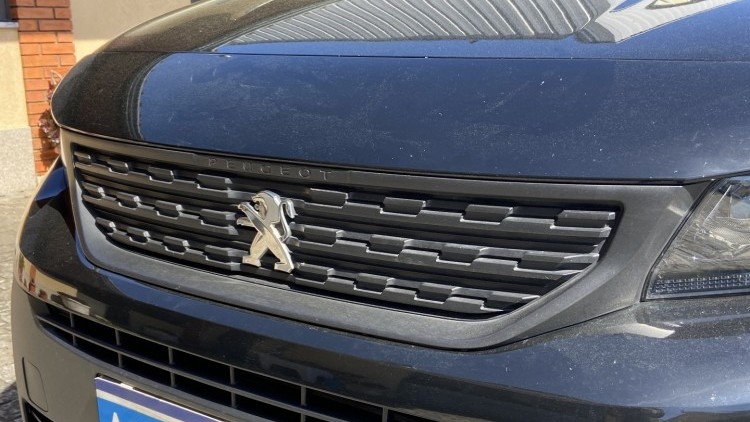 Peugeot Partner 1.6 Hdi 100cv L2 Premium CarPlay