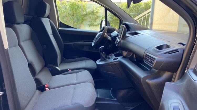 Peugeot Partner 1.6 Hdi 100cv L2 Premium CarPlay