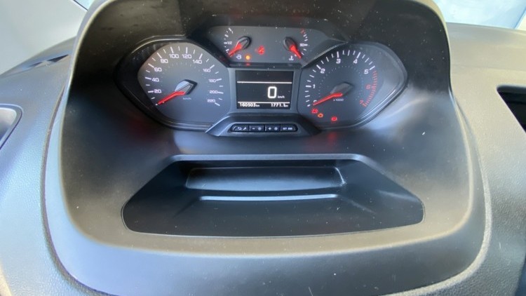 Peugeot Partner 1.6 Hdi 100cv L2 Premium CarPlay