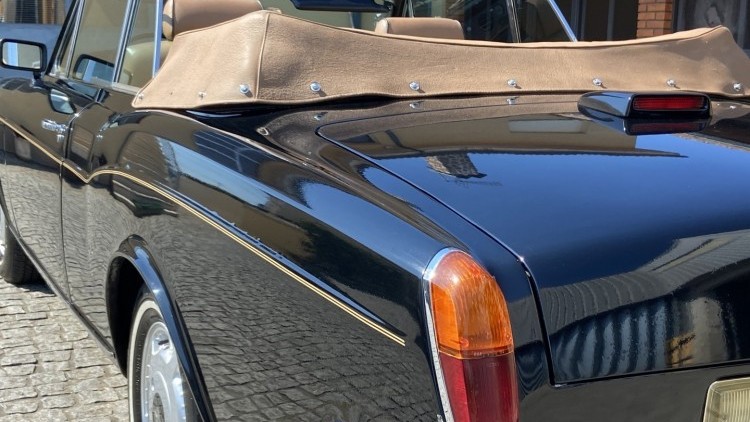 Rolls Royce Corniche CONVERTIBLE