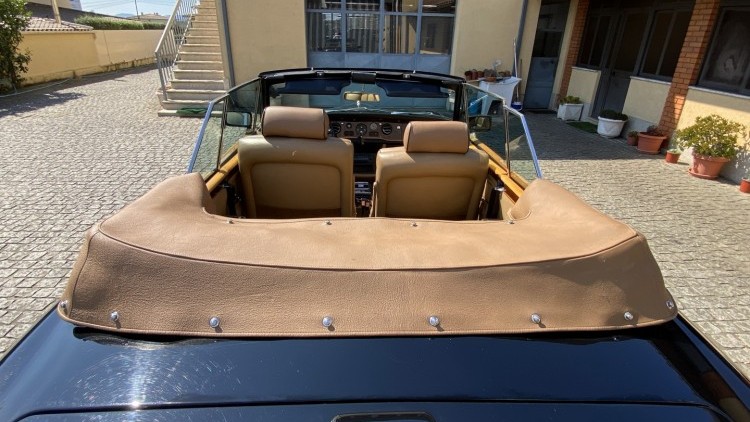 Rolls Royce Corniche CONVERTIBLE