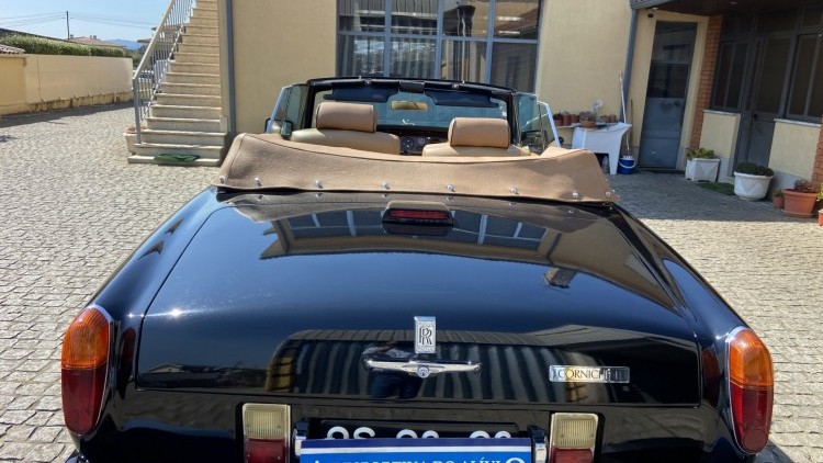 Rolls Royce Corniche CONVERTIBLE