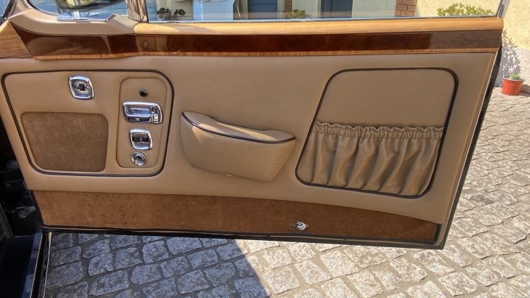 Rolls Royce Corniche CONVERTIBLE