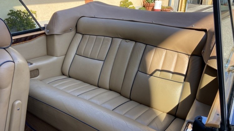 Rolls Royce Corniche CONVERTIBLE