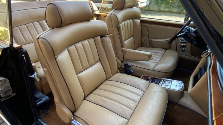 Rolls Royce Corniche CONVERTIBLE