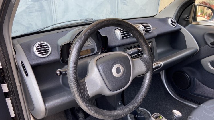 Smart ForTwo Coup&eacute; 0.9i